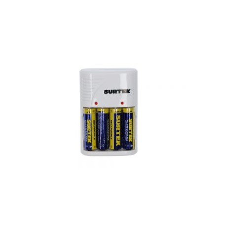 Cargador de pilas AA, AAA y 9V Surtek.